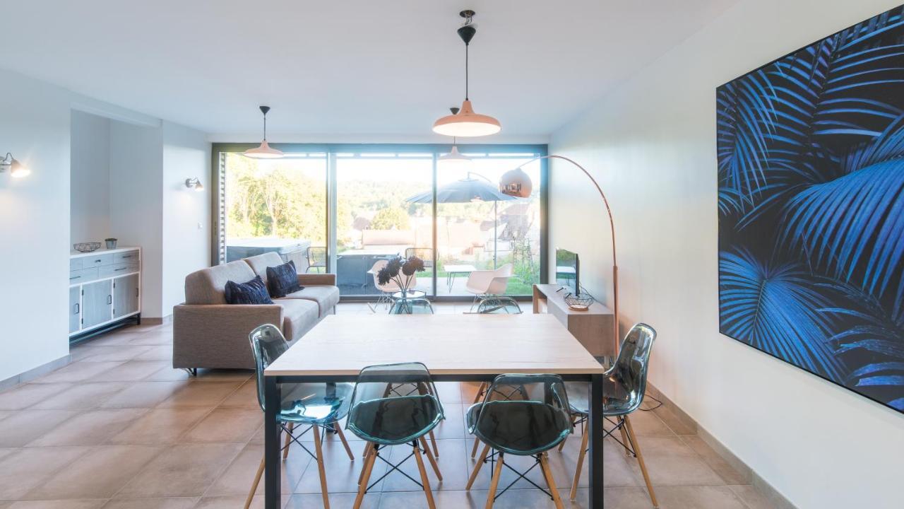Plein Soleil Avec Jacuzzi Privatif Et Parking Prive Lägenhet Sarlat-la-Canéda Exteriör bild